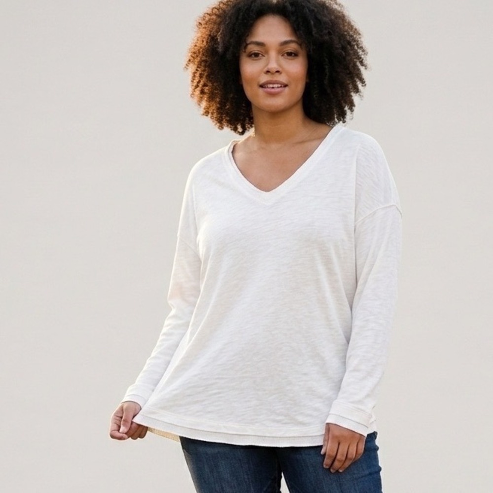 Nanette Lepore Ivory Slub Knit V-Neck Long Sleeve Top Size L Relaxed Fit